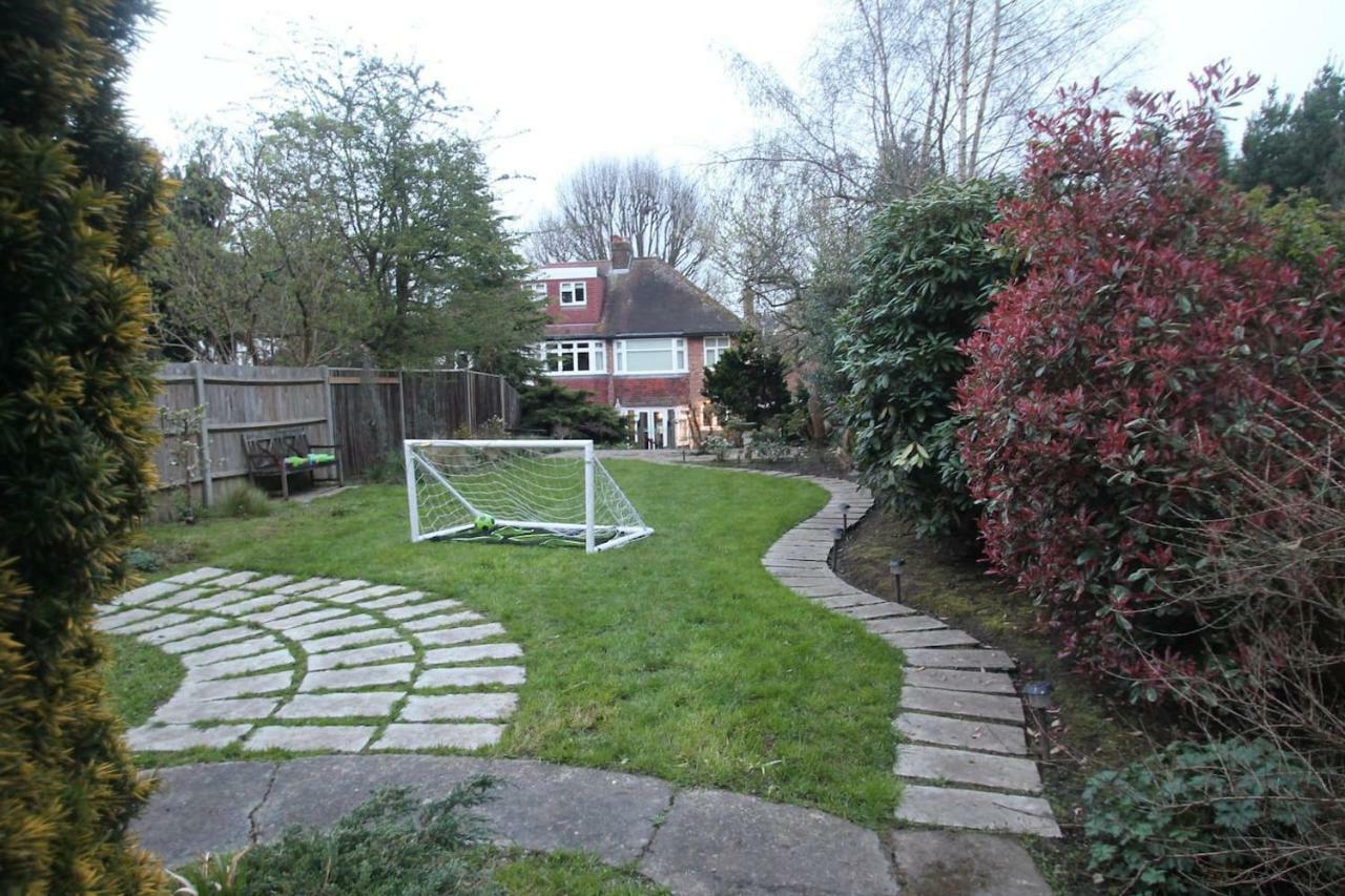 Villa Oak Tree Londra Esterno foto